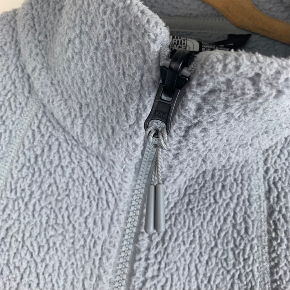 The North Face All Gray Plush Fleece Sweater - Picture 6 of 9